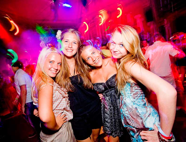 Отдых в ночных клубах Крыма для молодежи - Фото